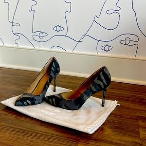 G.I.L.I. Pointed Toe Pumps Jill Classic Camouflage size 9